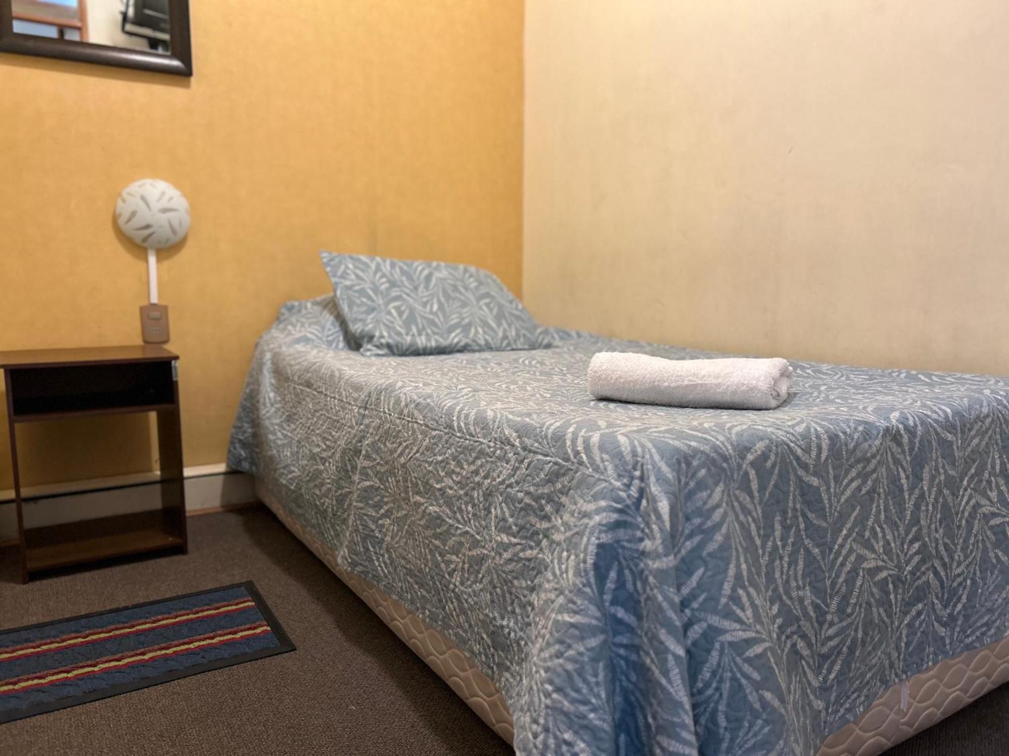 פורטו נטאלס Hostal Don Guillermo מראה חיצוני תמונה