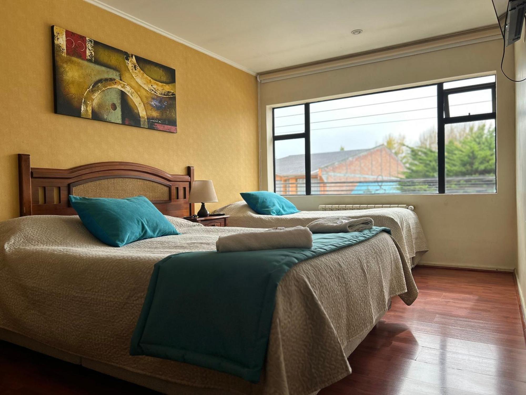 פורטו נטאלס Hostal Don Guillermo מראה חיצוני תמונה
